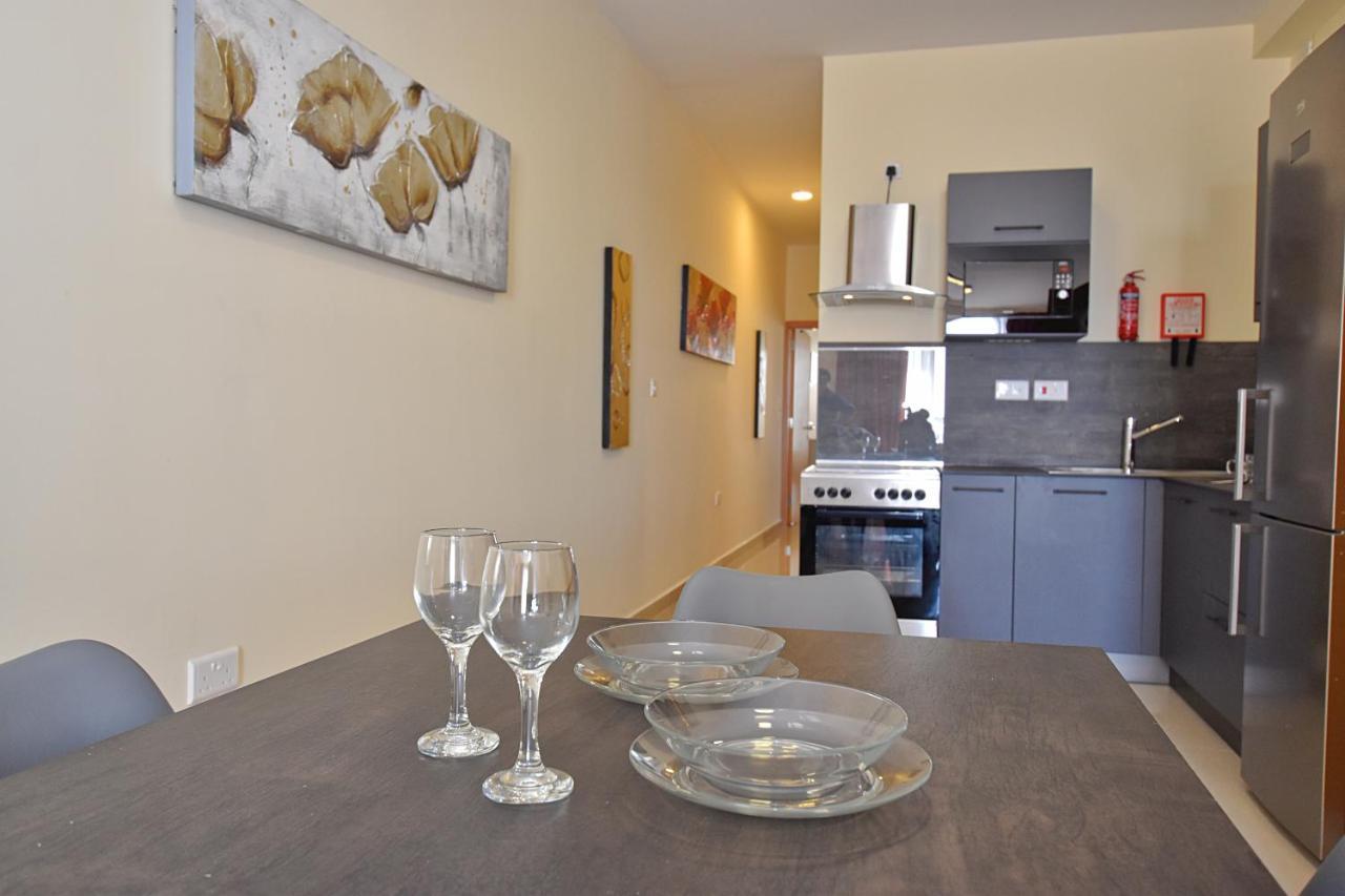 101 Moroni By Cast Renting Daire Gzira Dış mekan fotoğraf